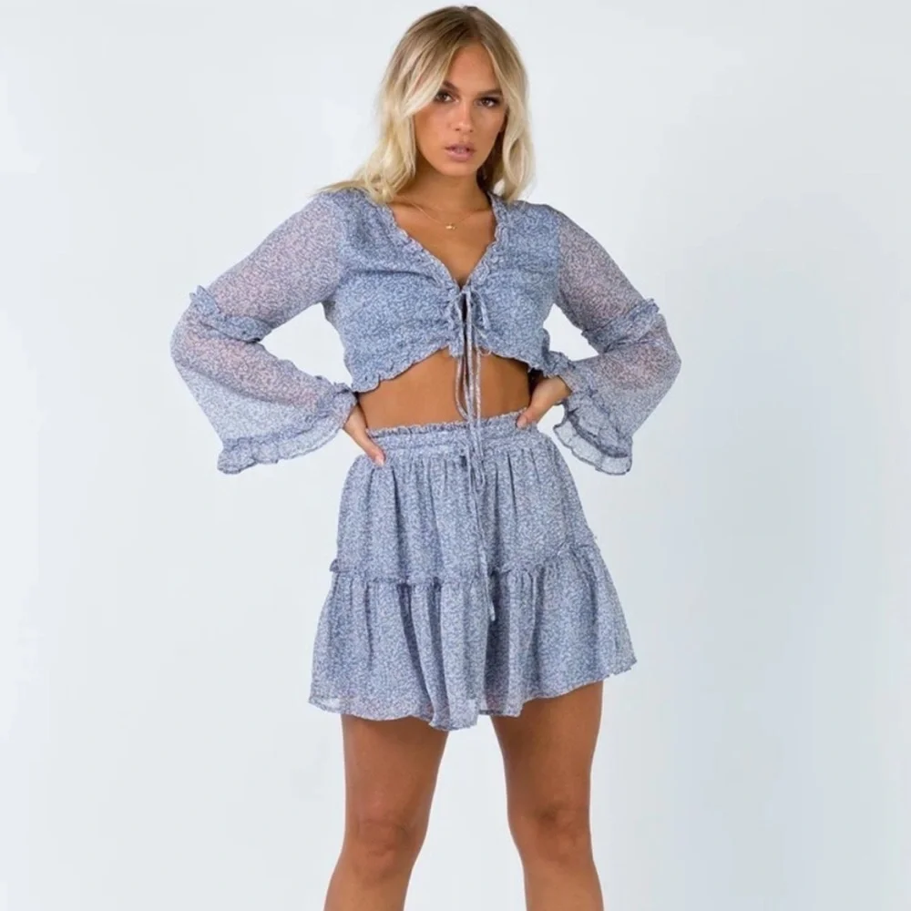 Princess Polly Caylan Set in Blue Size 4 - Picture 2 of 10